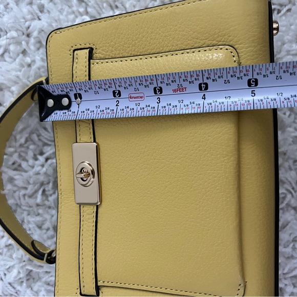 Coach - Picture 6 of 9